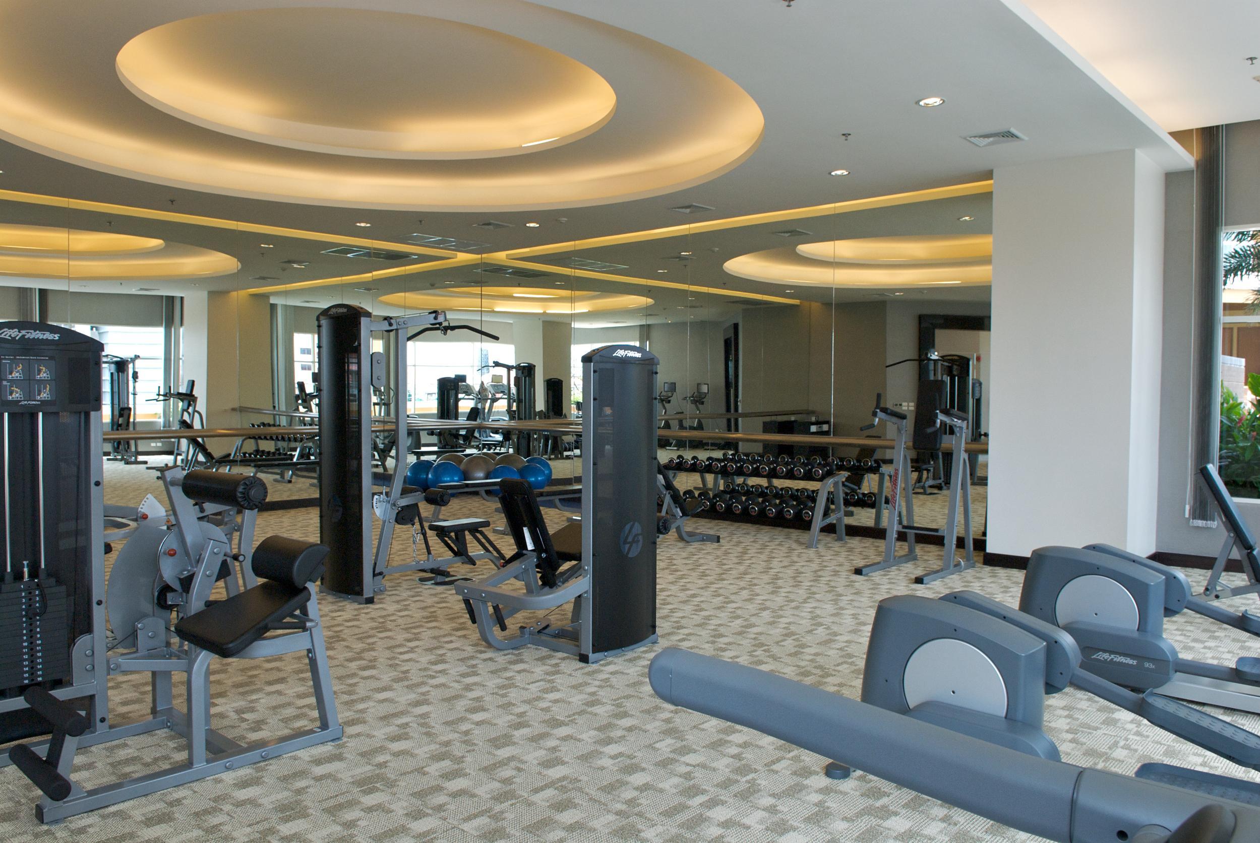 The Narathiwas Hotel & Residence Sathorn Банкок Екстериор снимка