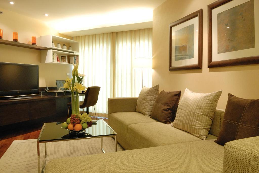 The Narathiwas Hotel & Residence Sathorn Банкок Екстериор снимка